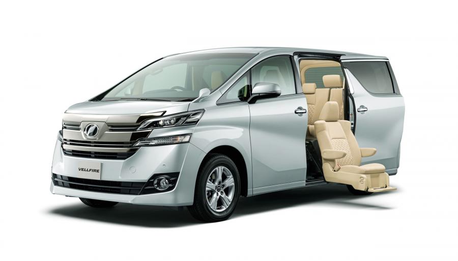  Toyota Vellfire 2015 года  (фото 2 из 16)